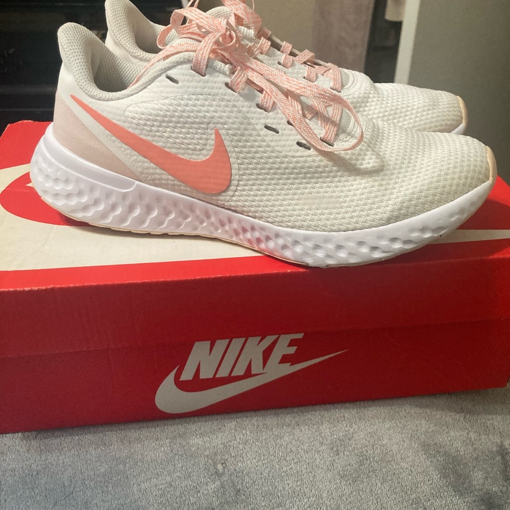 Nike Womens running shoes